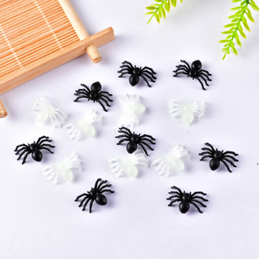 Mini Halloween Luminous Spider Decoration Prank Toys