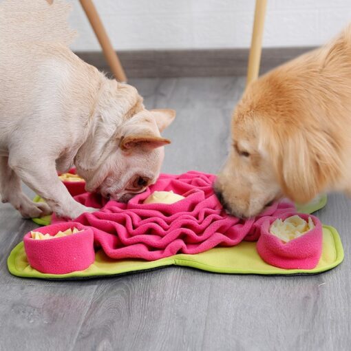 Durable Interactive Dog Sniffing Blanket Training Feeding Pad - Image 3