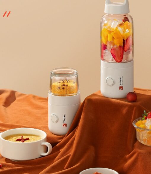 Portable Mini USB Rechargeable Juicer Smoothie Shaker