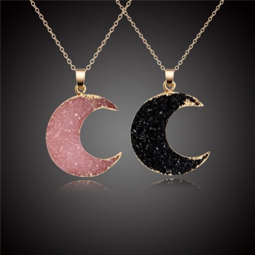 Fashion Crescent Moon Woman Pendant Necklace