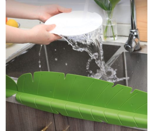 Creative Banana Leaf Shape Kitchen Sink Splash Baffle