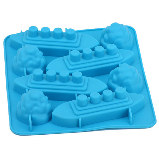 Creative Silicone Kitchen Titanic Ship Shape Ice Mold