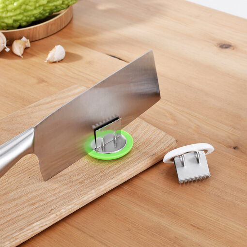 Creative Stainless Steel Kitchen Vegetable Cutting Aid