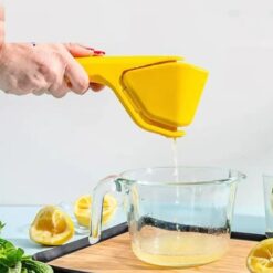 Multifunctional Manual Fruit Lemon Juicer Squeezer