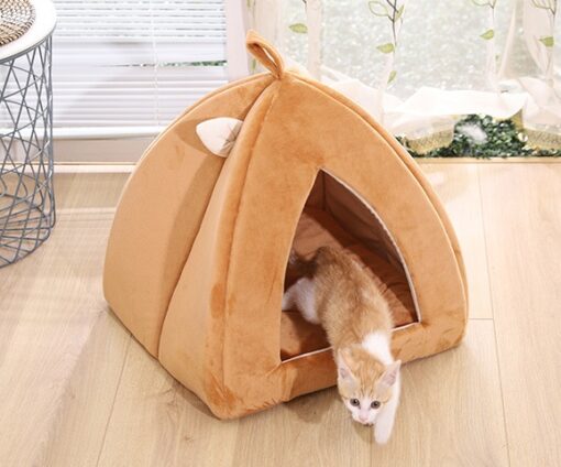 Anti-slip Triangle Shape Cushion Sleeping Pet Nest