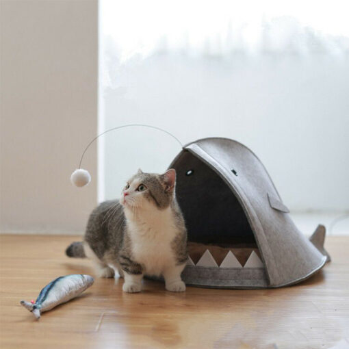 Portable Cute Shark-shaped Felt Cloth Cat Litter