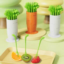 Household Cartoon Lovely Radish Shape Fruit Fork