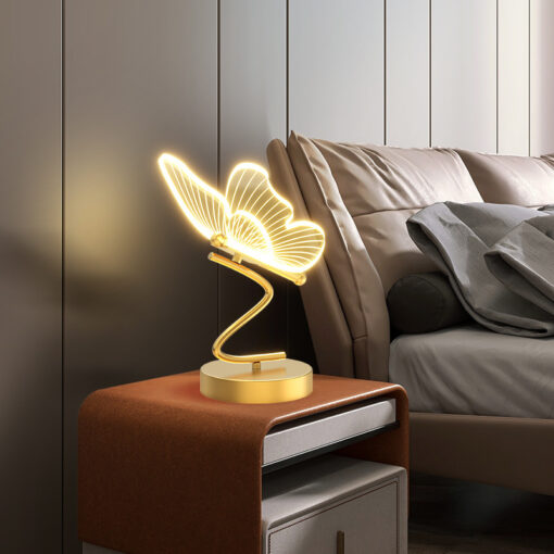 Creative Modern Butterfly Bedside Table Lamp
