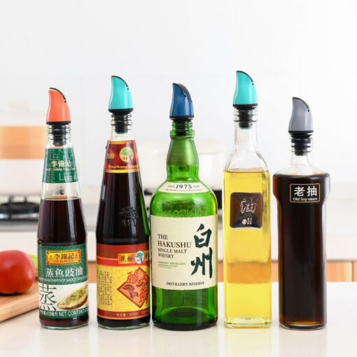 Creative Leak-proof Kitchen Oil Bottle Pourer Stopper