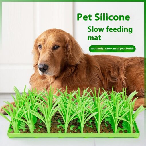 Creative Grass Brush Silicone Slow Food Feeder Lick Mat